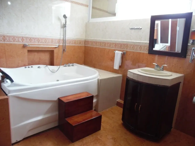Standard Double Suite