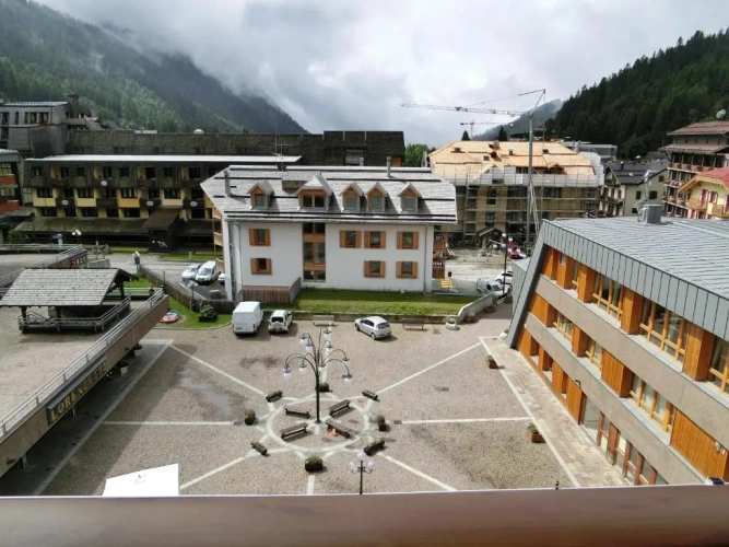 Studio with balcony