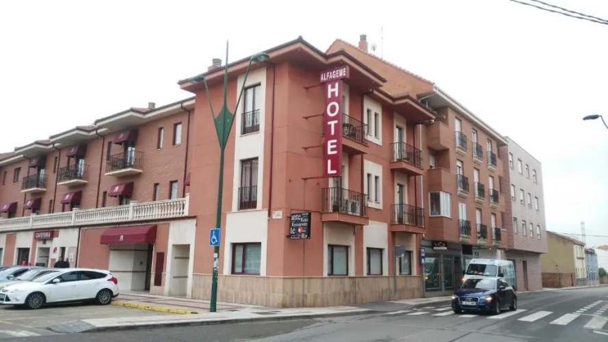 Hotel Alfageme - León, Spain