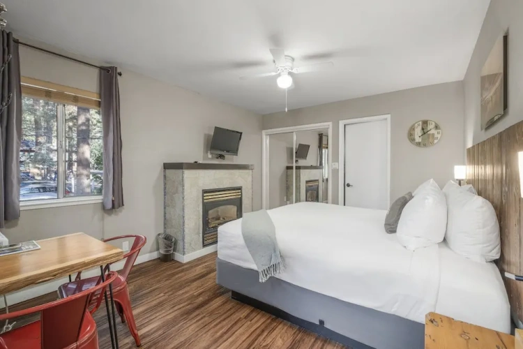 Deluxe Single room with view