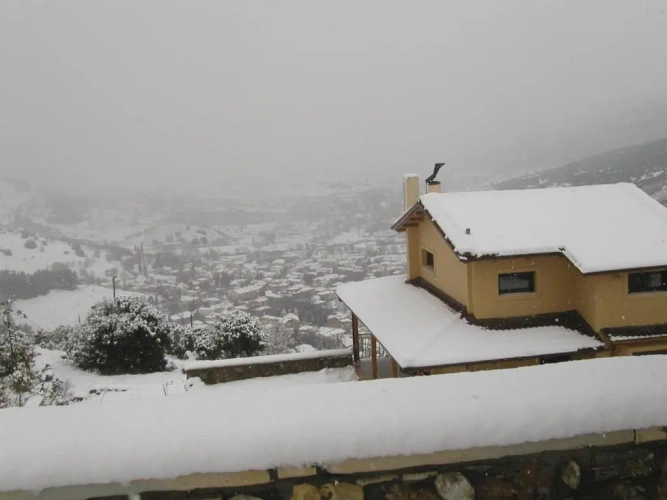 3 Bedrooms Cottage with balcony and with view