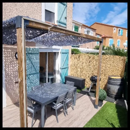 2 Bedrooms Cottage