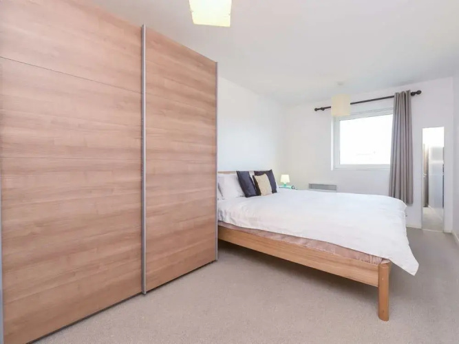Roffey Apartment