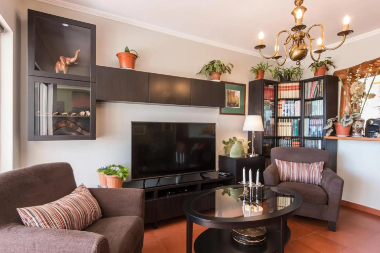"HomeySuite" in Estoril Beach Apartment