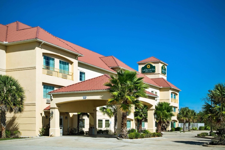 1 Bedroom Single Suite