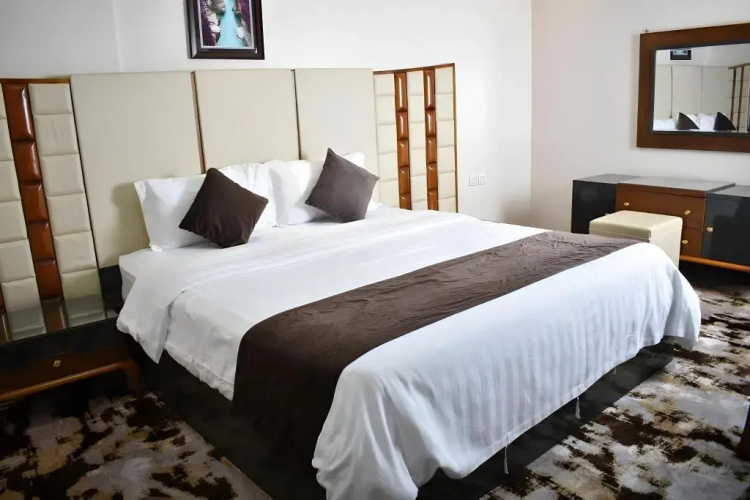 Diva Hotel Suites
