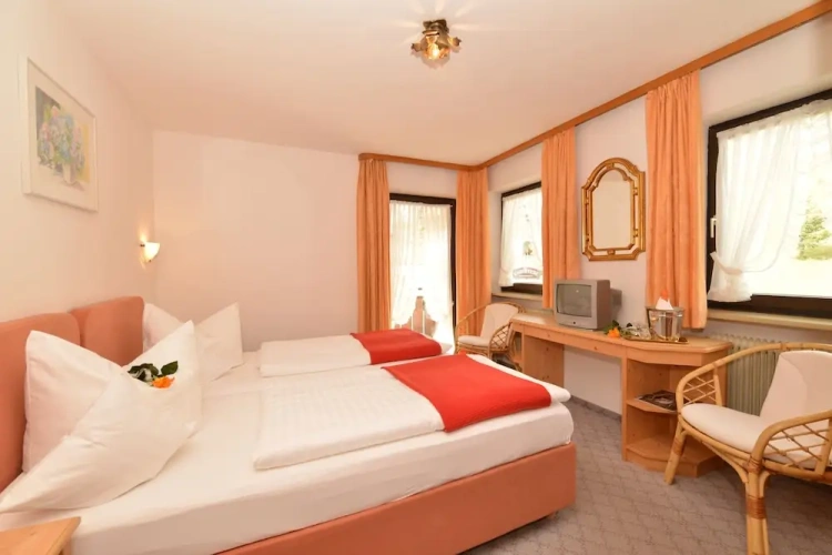 Economy Double room with balcony