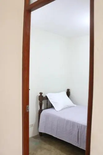 White Lion / 20 Min Airport / Exclusive Area