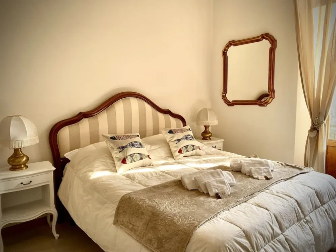 1 Bedroom Classic Double room with mountain view