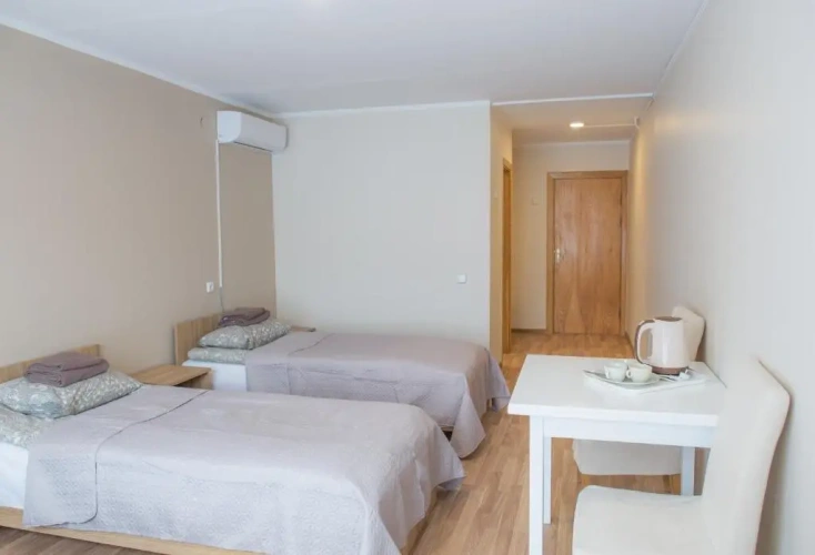 Economy Triple room