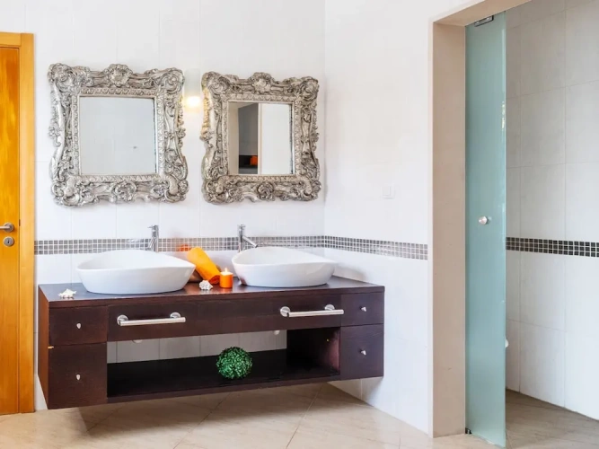 6 Bedrooms Villa with balcony and with pool view