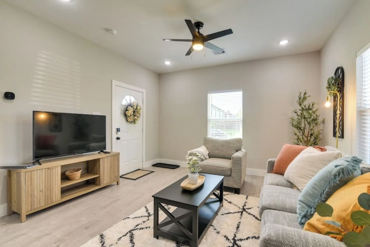 2 Bedrooms Cottage