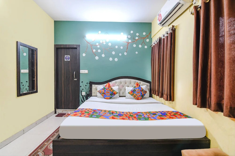 Fabhotel Eco Inn