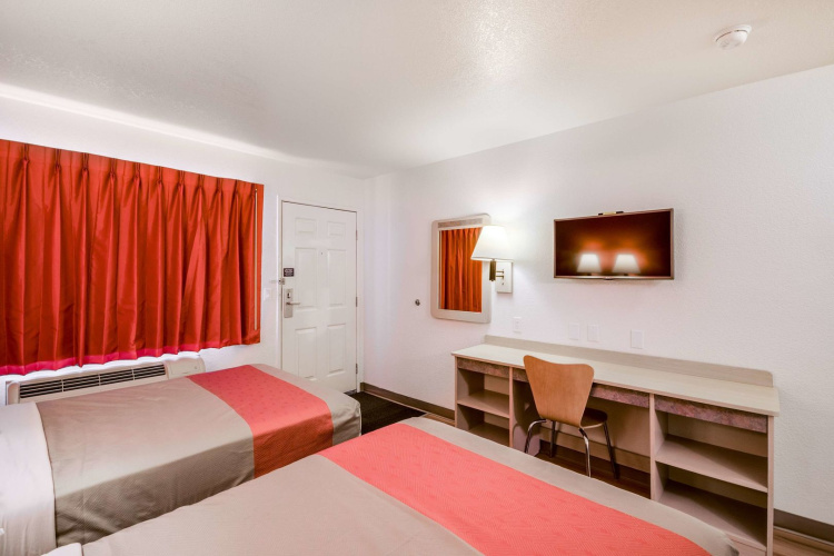 Motel 6 Bellingham, WA
