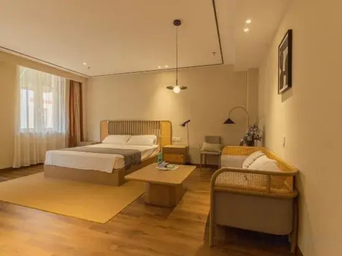 Hotels in Belas