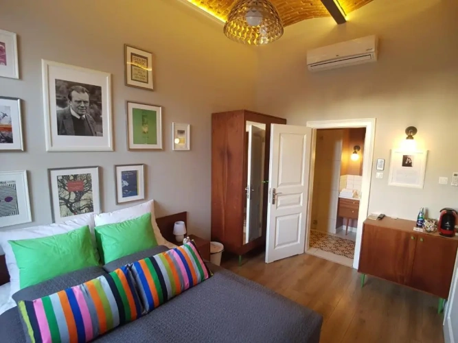 Classic Double room with city view