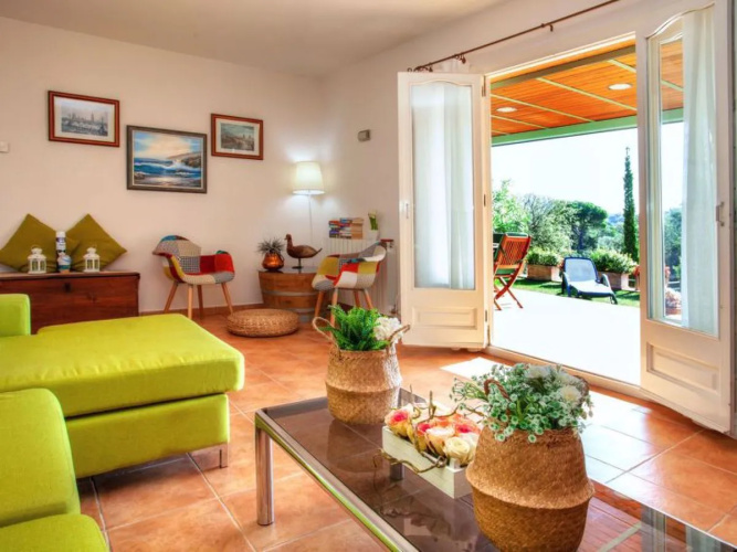 House Gloria Calonge