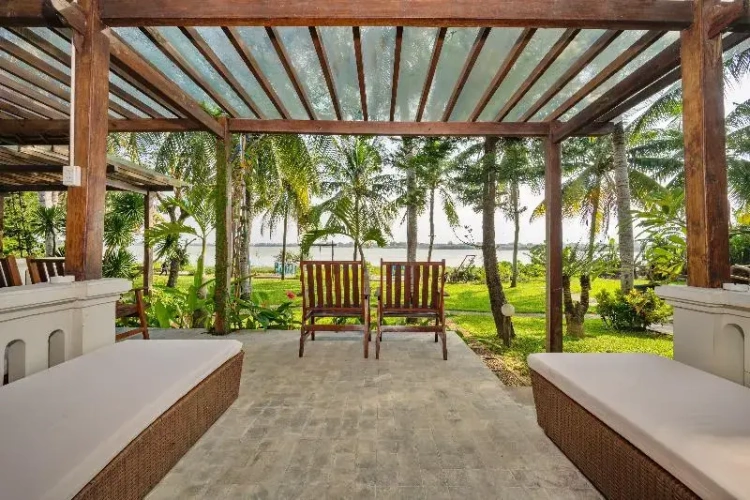 Deluxe Double room with balcony and with river view