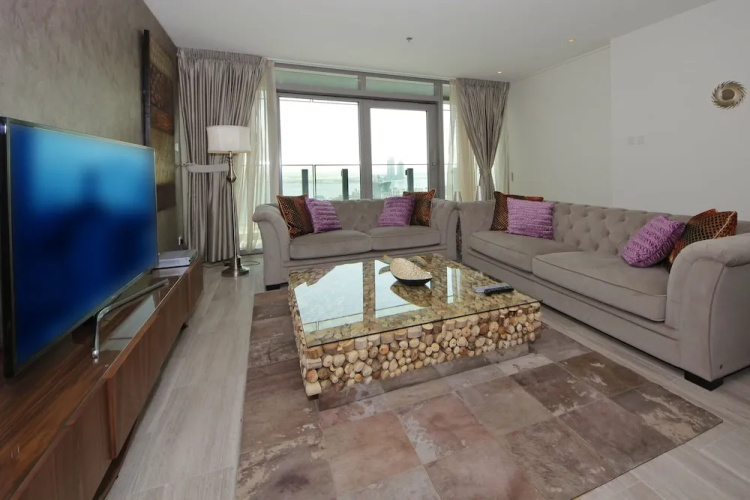1 Bedroom Apartment in D1 Tower