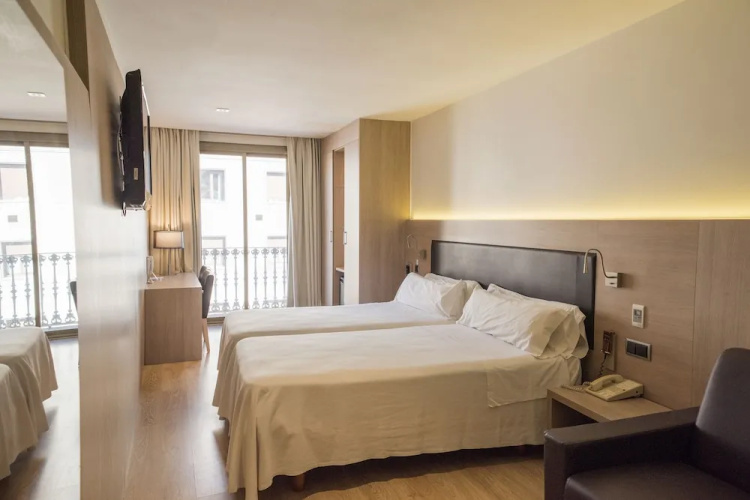 Hotel Lleo