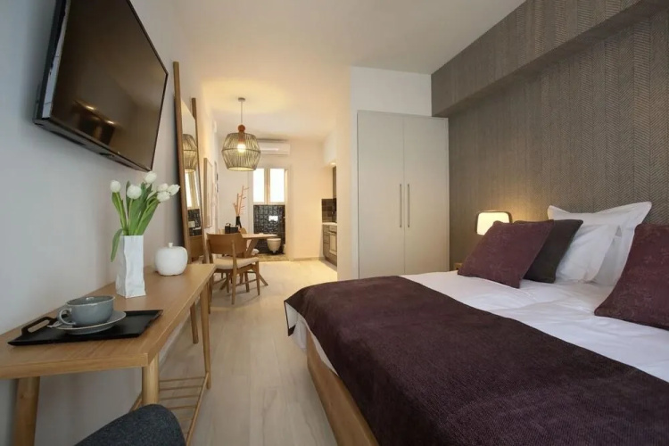Happiness Luxury Central Apartment