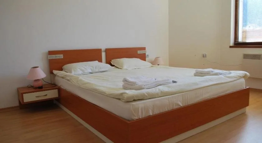 PM Services Riverside Apartments