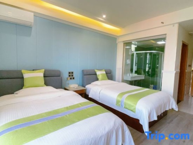 Standard Family room