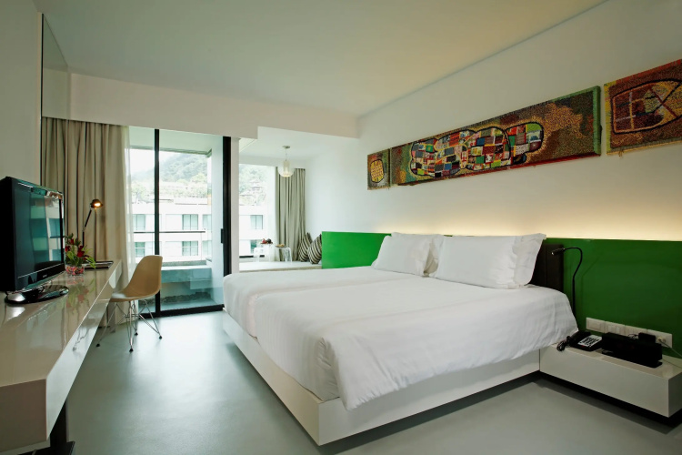 B-Lay Tong Beach Resort