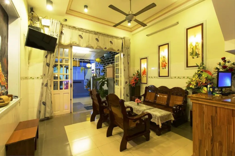 Quy Long Homestay