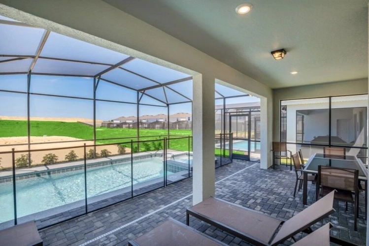 1220aloha 6 Bedroom Villa by Redawning