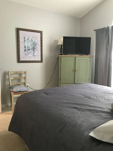 4 Bedroom Pool Home