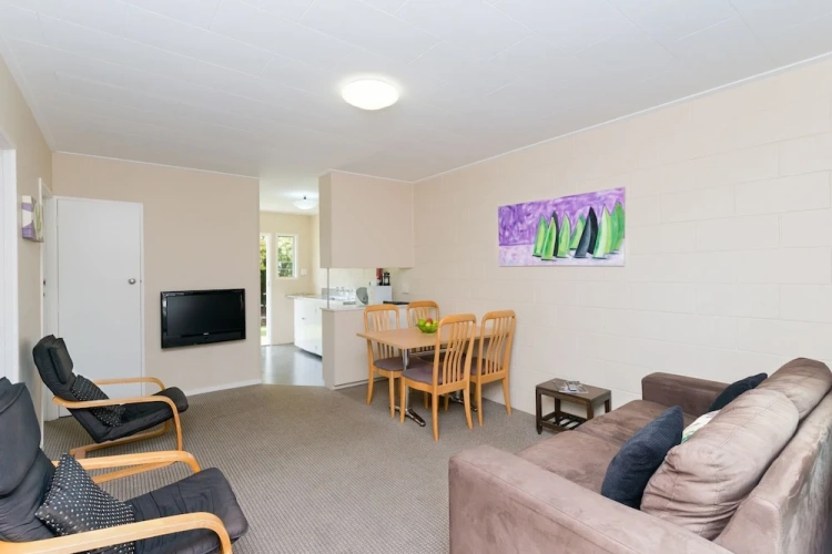 2 Bedrooms Suite
