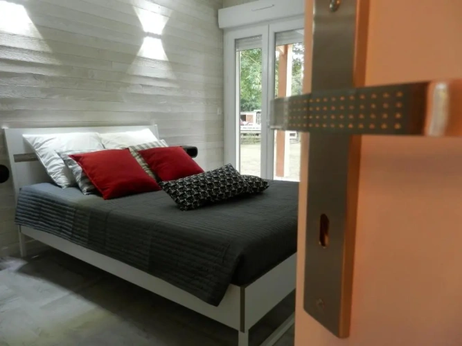 Standard Double room with pool view