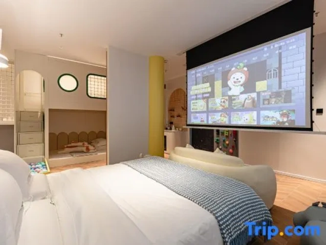 Premier room