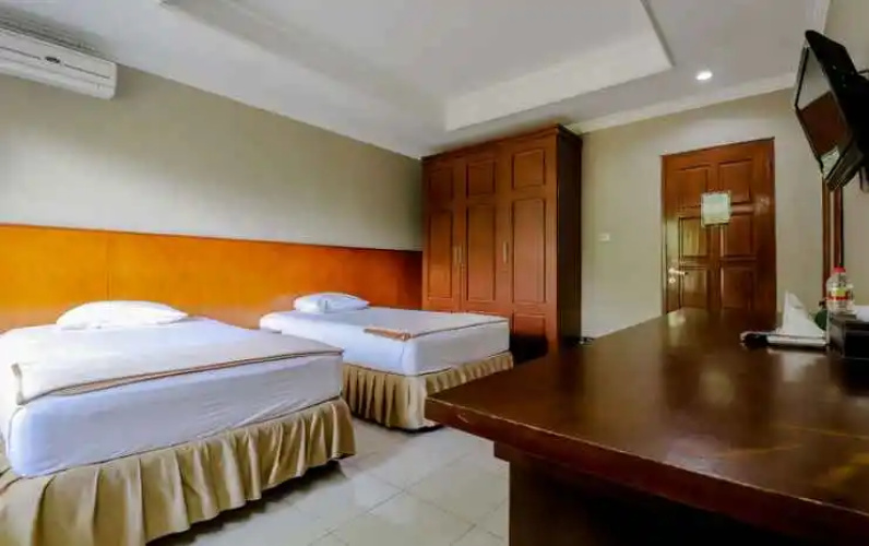 Pan Family Hotel