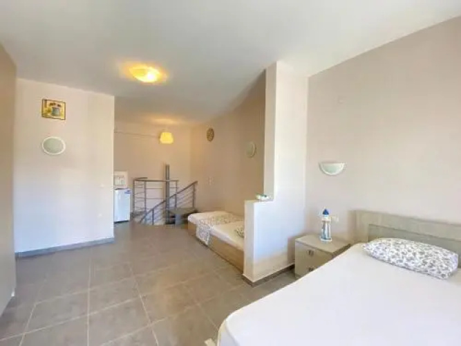 EllinFos ApartHotel