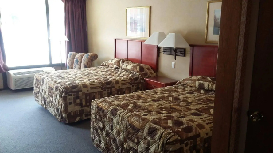 Paris Inn and Suites