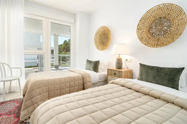 RI B2a- Relaxed Modern Flat in Benahavis