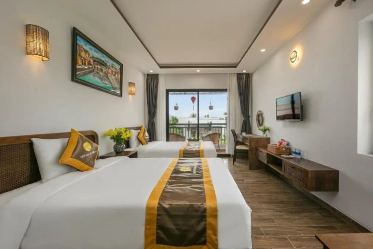 Standard Quadruple room with balcony
