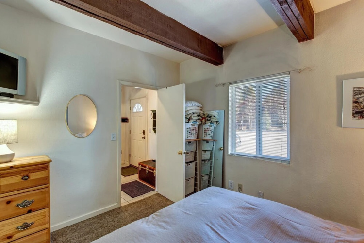 Breckenridge Alpine 203 Condo close to lift by RedAwning