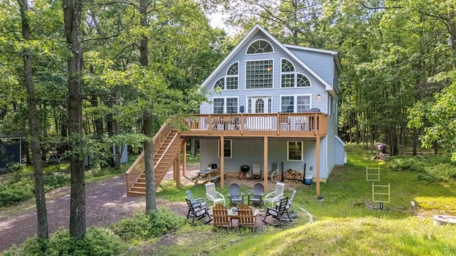 4 Bedrooms Chalet