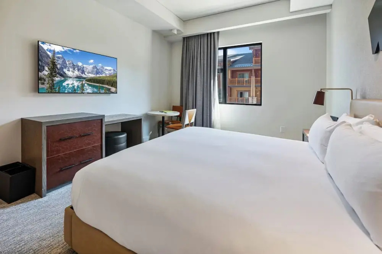 Luxury Mountain Resort
