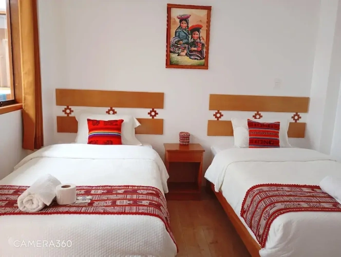 Standard Twin room with courtyard view