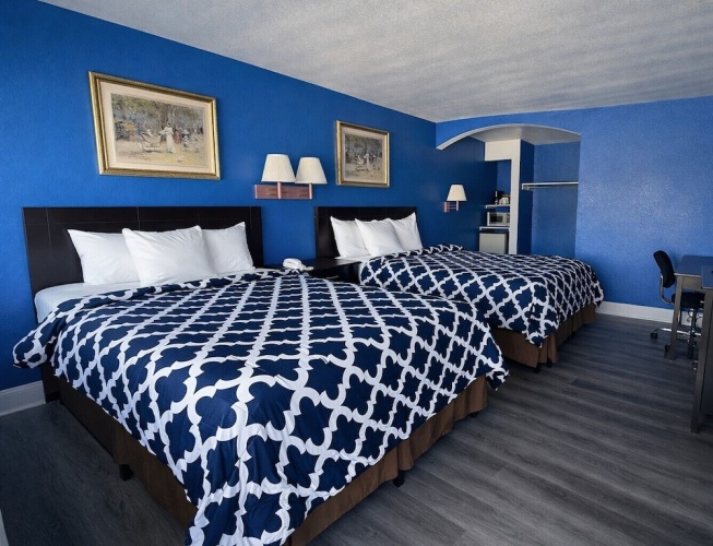 Standard Quadruple room