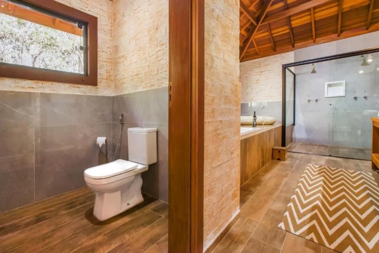 Double Chalet