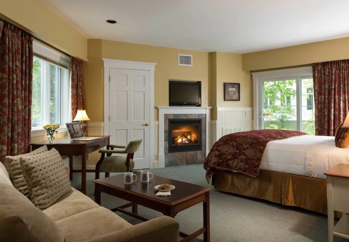 Double Suite with balcony and with river view