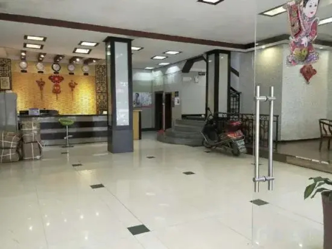 Luocheng Huali Hotel
