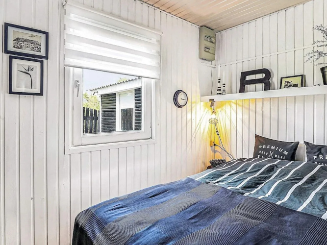 6 Person Holiday Home in Hals