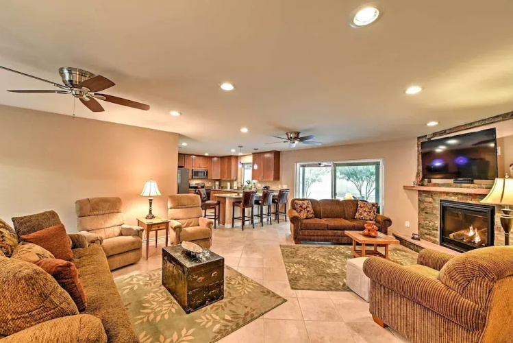 Lovely Phoenix Home w/ Expansive Patio & Fire Pit!