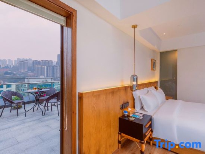 Standard Double room with garden view